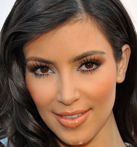 Top 10 Makeup Disasters of Celebrities Around The World